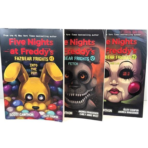Lot of 3 Five Nights at Freddy's Books Series FAZBEAR FRIGHTS vol.1-3 PB - Picture 1 of 4